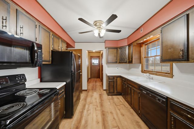 34078 1800 North Avenue, Arlington, IL 61312