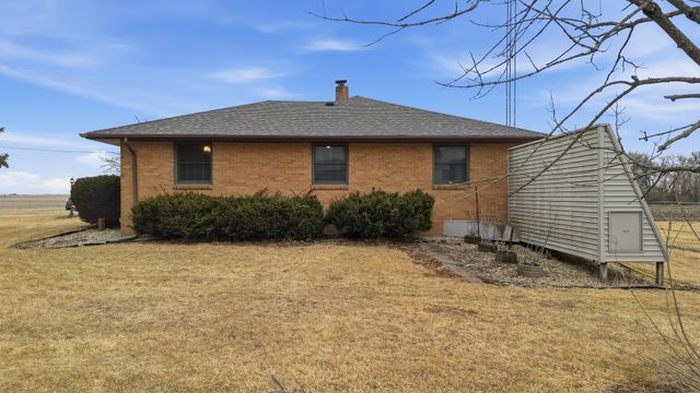 34078 1800 North Avenue, Arlington, IL 61312