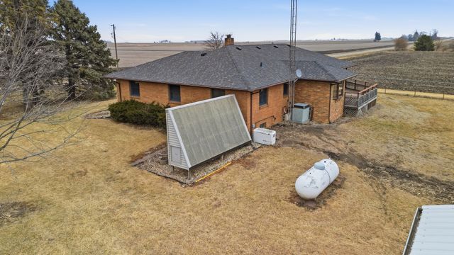 34078 1800 North Avenue, Arlington, IL 61312