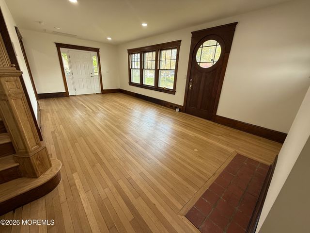 342 Wells Avenue, Oakhurst, NJ 07755