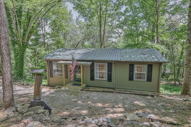 1908 Potts Camp Rd, Smithville, TN 37166