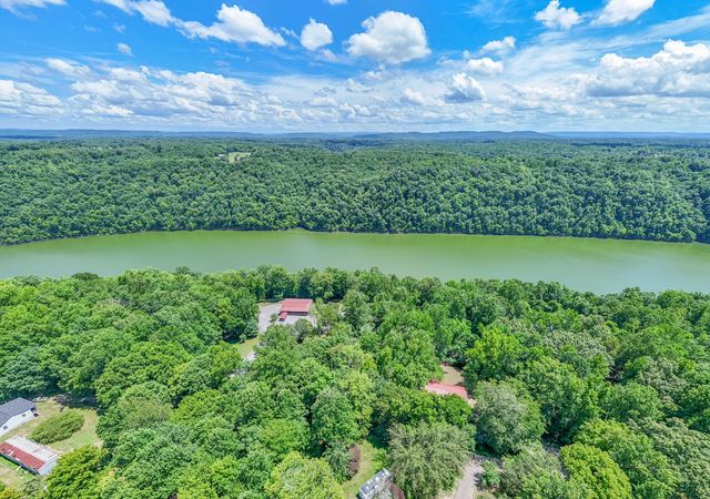1908 Potts Camp Rd, Smithville, TN 37166