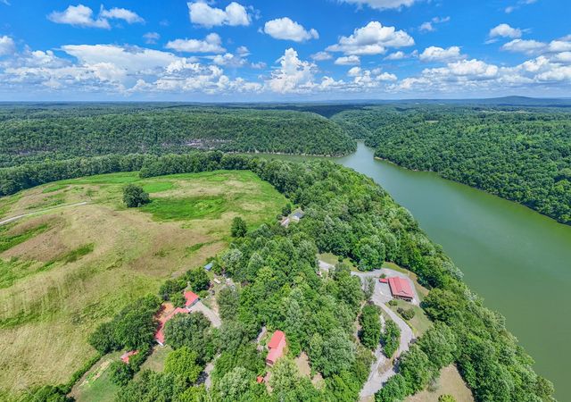 1908 Potts Camp Rd, Smithville, TN 37166
