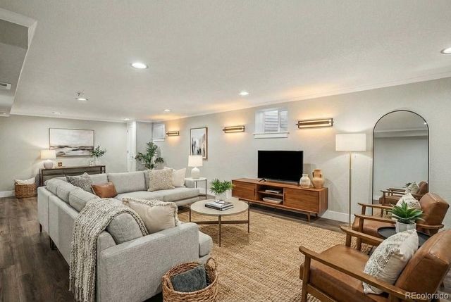 2580 S Perry Street, Denver, CO 80219