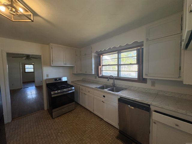 104 W Searcy Street, Kensett, AR 72082