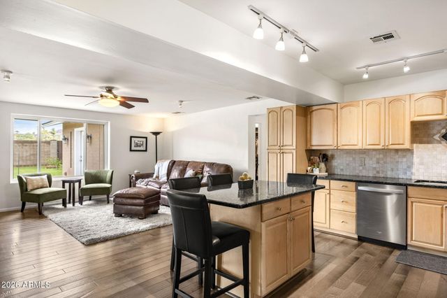 4440 E CLARENDON Avenue, Phoenix, AZ 85018