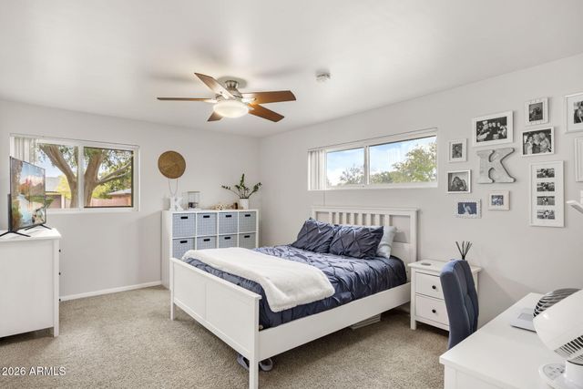 4440 E CLARENDON Avenue, Phoenix, AZ 85018