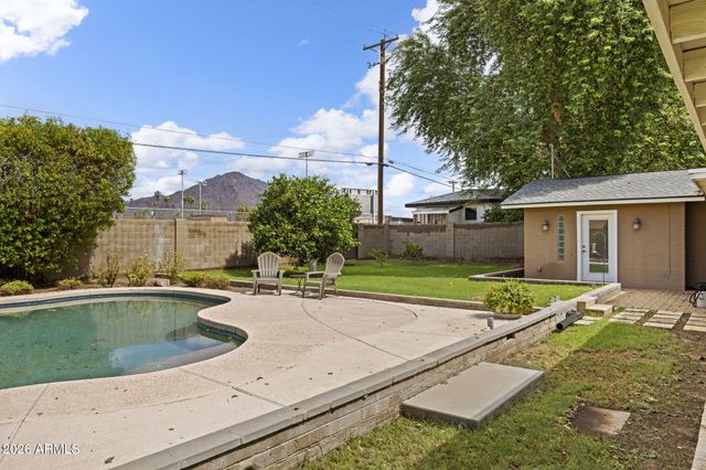 4440 E CLARENDON Avenue, Phoenix, AZ 85018