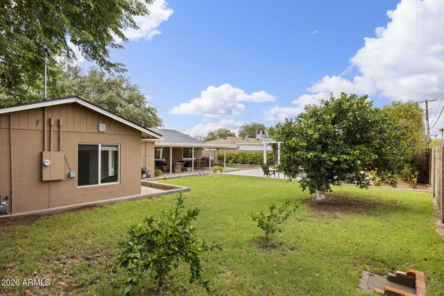 4440 E CLARENDON Avenue, Phoenix, AZ 85018