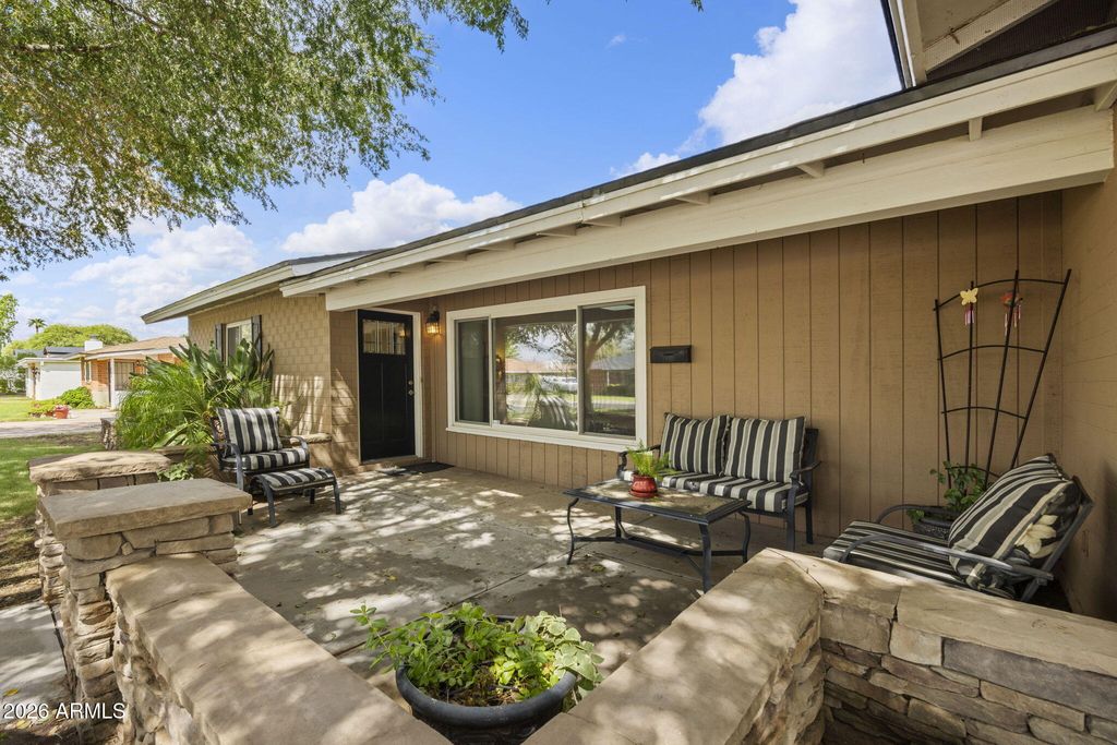 4440 E CLARENDON Avenue, Phoenix, AZ 85018 — photo 4