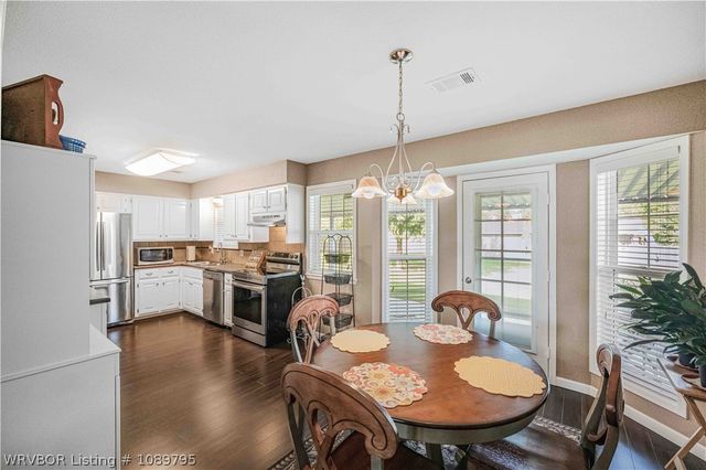 1410 Briarwood Drive, Alma, AR 72921