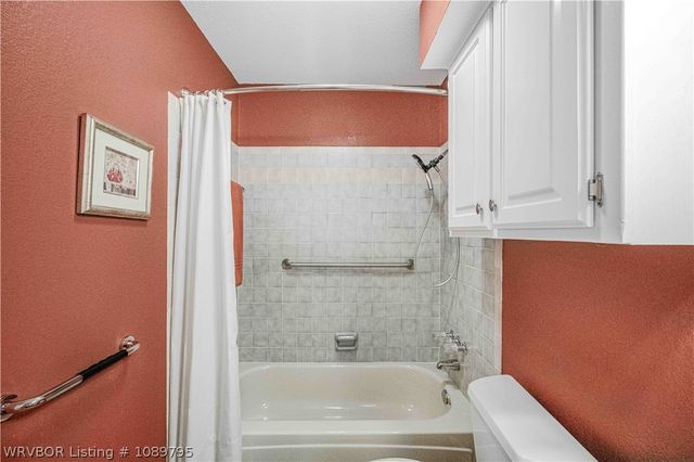 1410 Briarwood Drive, Alma, AR 72921