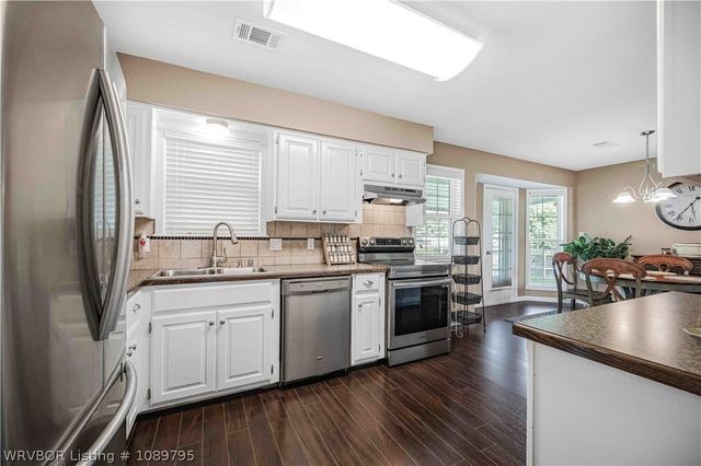 1410 Briarwood Drive, Alma, AR 72921