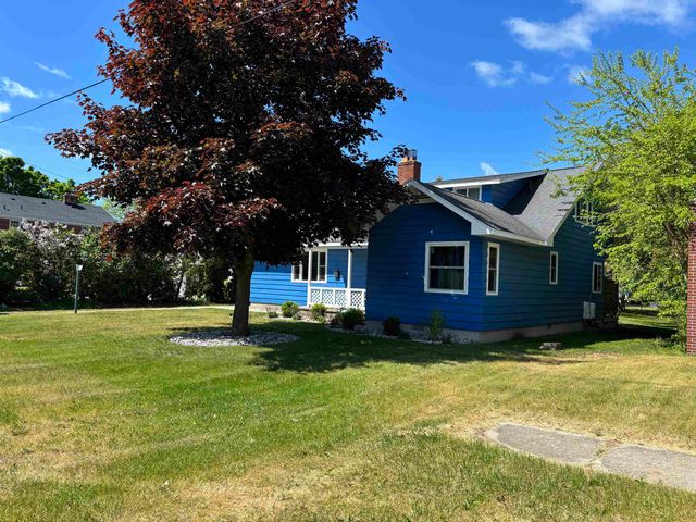 107 Adams, East Tawas, MI 48730