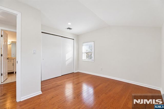 35 Lexington Avenue, Cresskill, NJ 07626