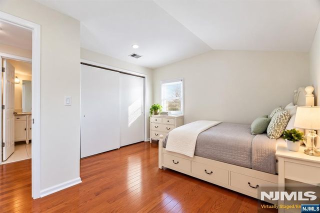 35 Lexington Avenue, Cresskill, NJ 07626