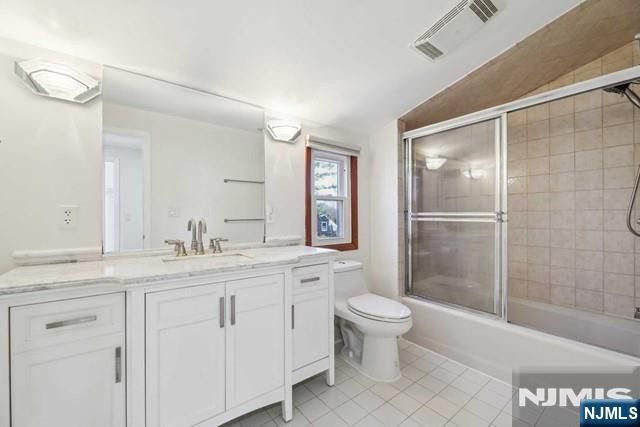 35 Lexington Avenue, Cresskill, NJ 07626