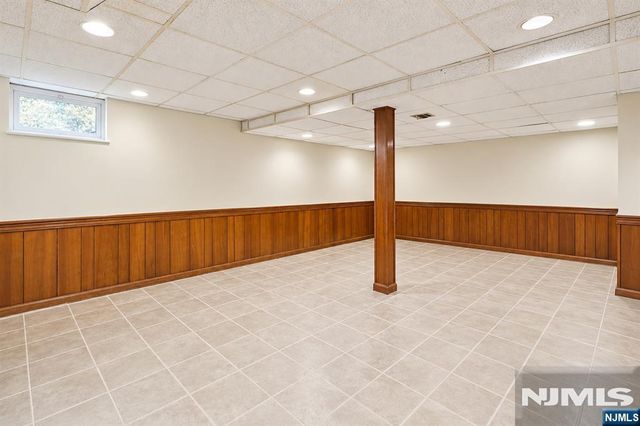 35 Lexington Avenue, Cresskill, NJ 07626