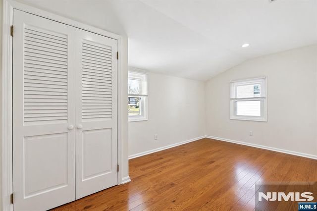 35 Lexington Avenue, Cresskill, NJ 07626