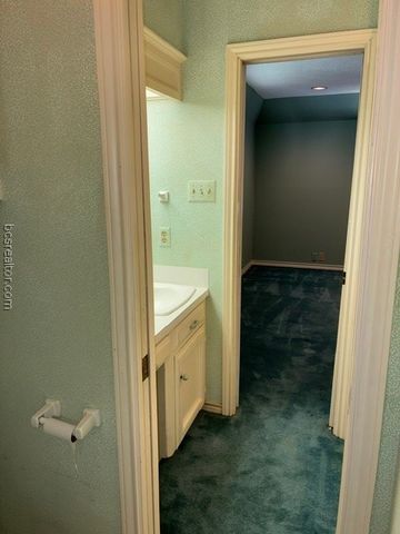 2419 East Briargate Drive, Bryan, TX 77802