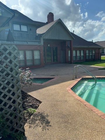2419 East Briargate Drive, Bryan, TX 77802