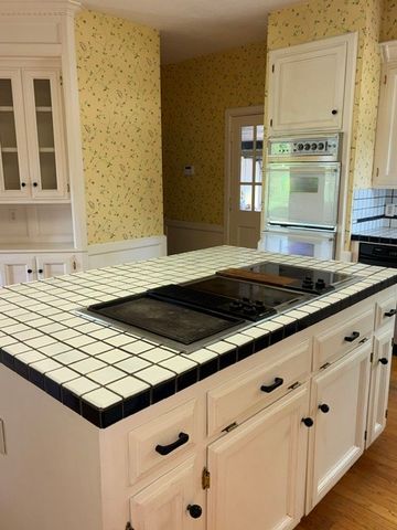 2419 East Briargate Drive, Bryan, TX 77802