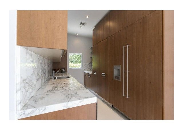 1030 San Rafael Ln, Pasadena, CA 91105