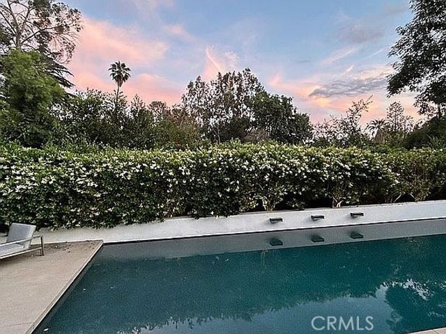 1030 San Rafael Ln, Pasadena, CA 91105