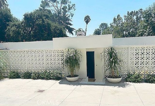 1030 San Rafael Ln, Pasadena, CA 91105