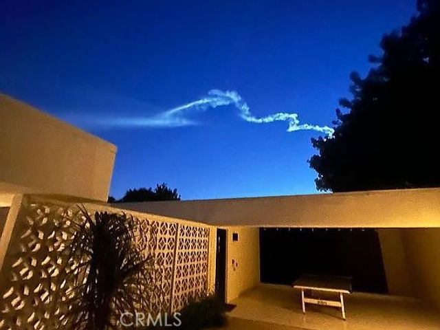 1030 San Rafael Ln, Pasadena, CA 91105