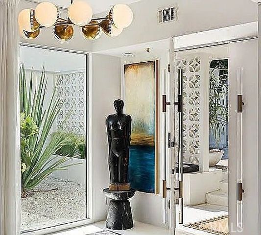 1030 San Rafael Ln, Pasadena, CA 91105