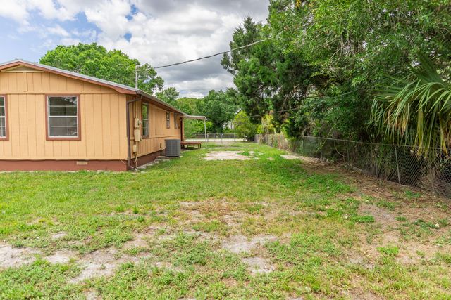 612 SW 9th Street, Okeechobee, FL 34974