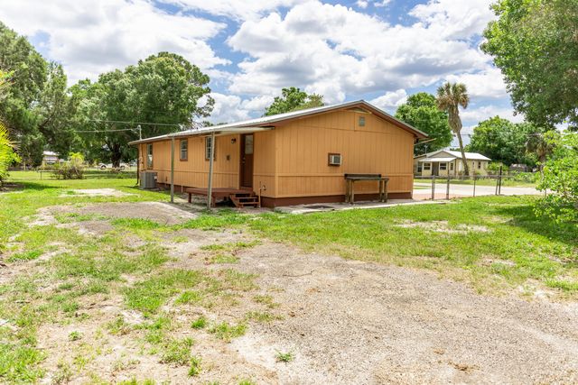 612 SW 9th Street, Okeechobee, FL 34974