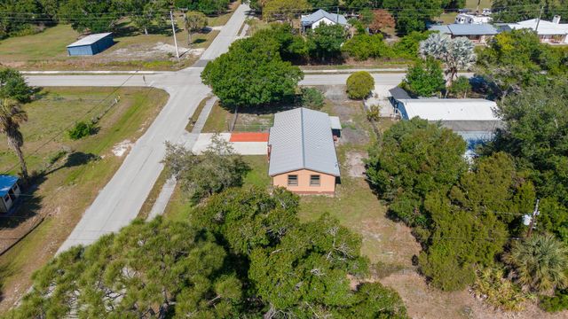 612 SW 9th Street, Okeechobee, FL 34974