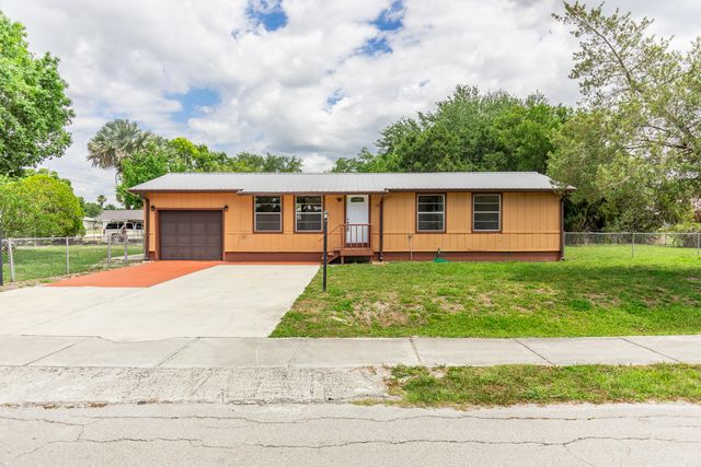 612 SW 9th Street, Okeechobee, FL 34974