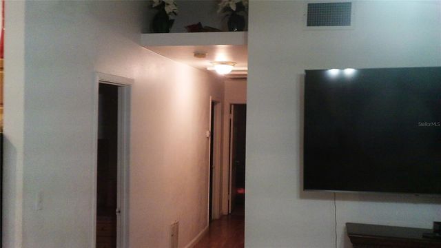 3227 QUEENSBORO AVENUE S, St Petersburg, FL 33712