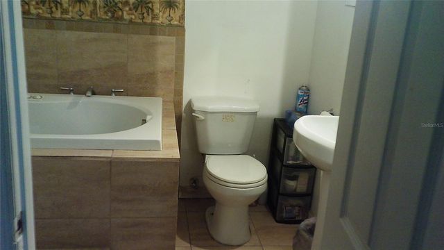 3227 QUEENSBORO AVENUE S, St Petersburg, FL 33712