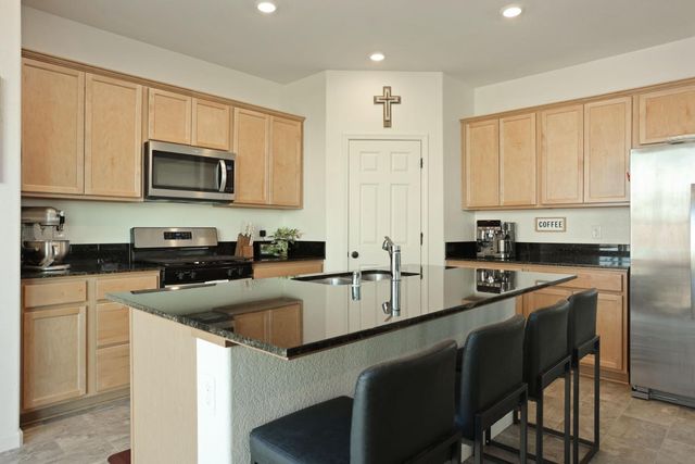 1601 Redhaven Pl, Hughson, CA 95326