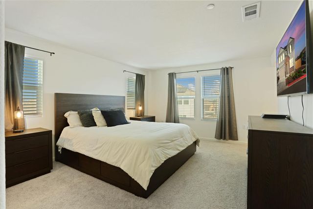 1601 Redhaven Pl, Hughson, CA 95326