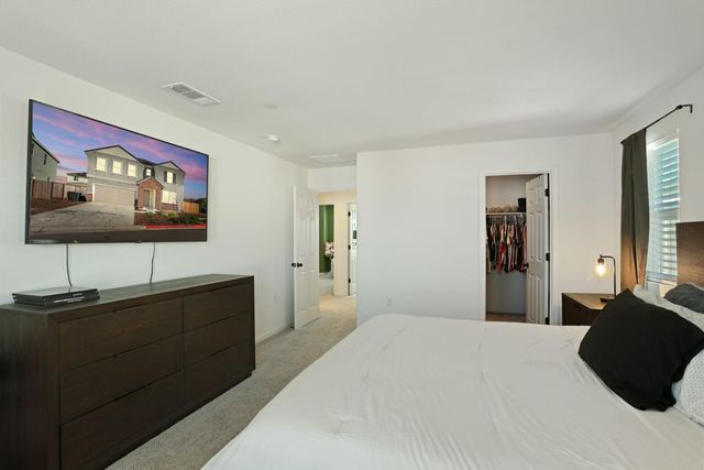 1601 Redhaven Pl, Hughson, CA 95326