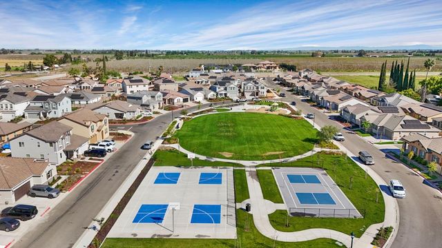 1601 Redhaven Pl, Hughson, CA 95326