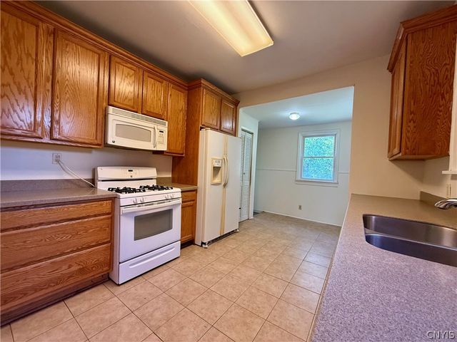 392 Mildred Avenue, Syracuse, NY 13206