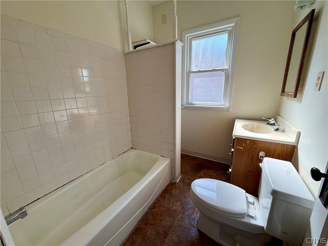 392 Mildred Avenue, Syracuse, NY 13206