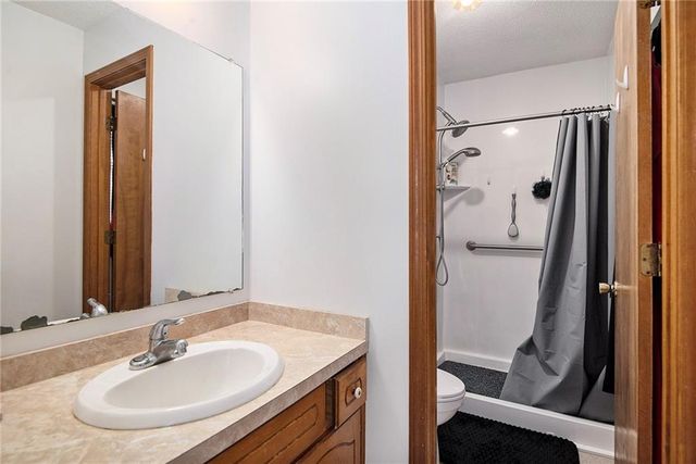 2116 Cambridge Street, Leavenworth, KS 66048