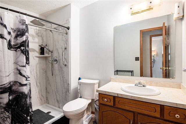 2116 Cambridge Street, Leavenworth, KS 66048