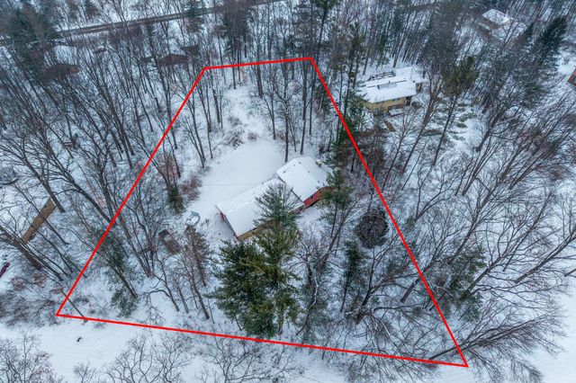 17220 Valley Drive, Big Rapids, MI 49307