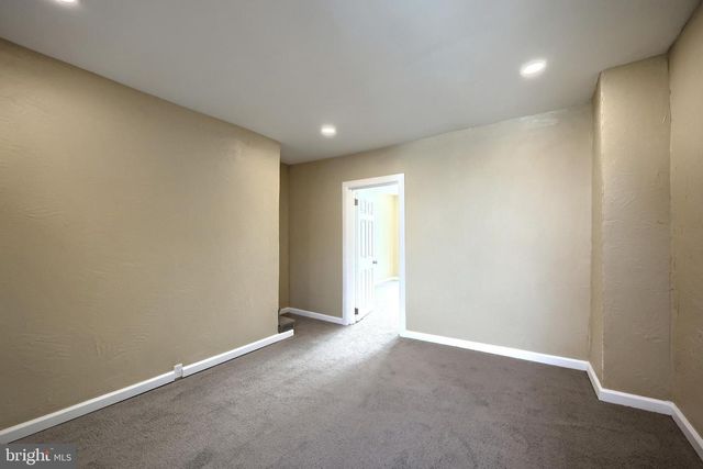 1415 W KING ST, York, PA 17404