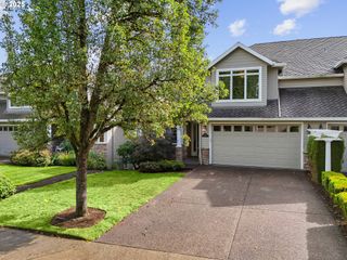 1950 HALL St, West Linn, OR 97068