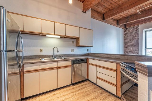 308 W 8th Street 510, Kansas City, MO 64105