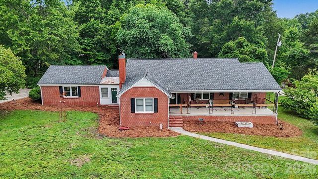 1224 Petes Road, Lincolnton, NC 28092